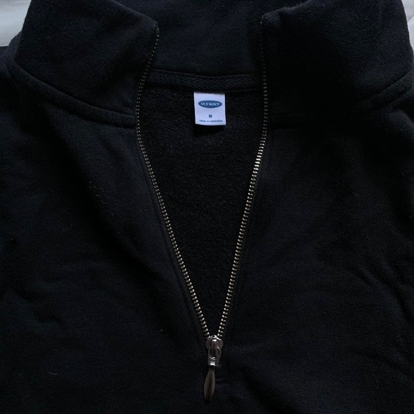 Old Navy women's quarter zip sweatshirt with front pocket, size medium - Picture 4 of 4